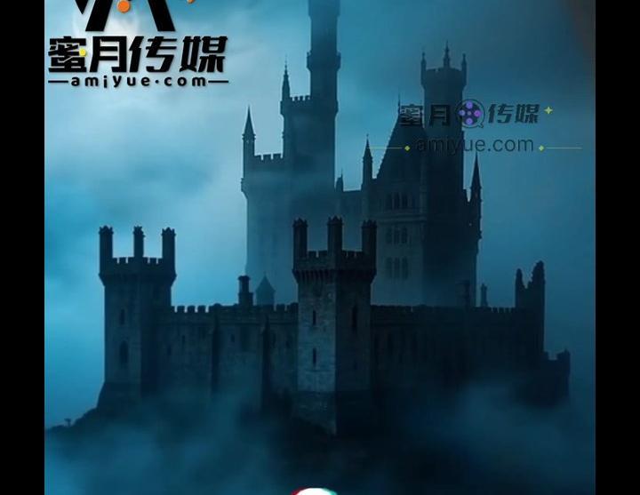 王后在魔镜前追问谁是世上最美的人