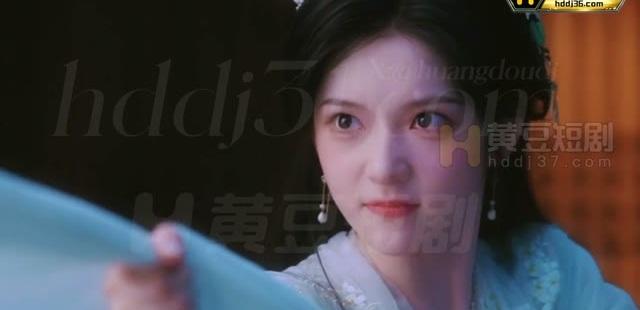 小倩在古宅中面对姥姥的追问
