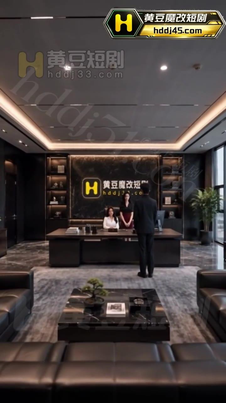 小林在苏市长办公室接受工作安排