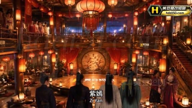 来客进入灯笼与木质楼层环绕的春宵阁大厅
