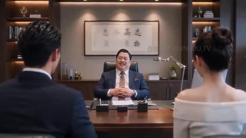 李经理和张莉莉与合作方会面